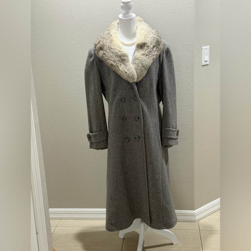 Source Unknown Gray Trench Coat with Faux Fur Collar